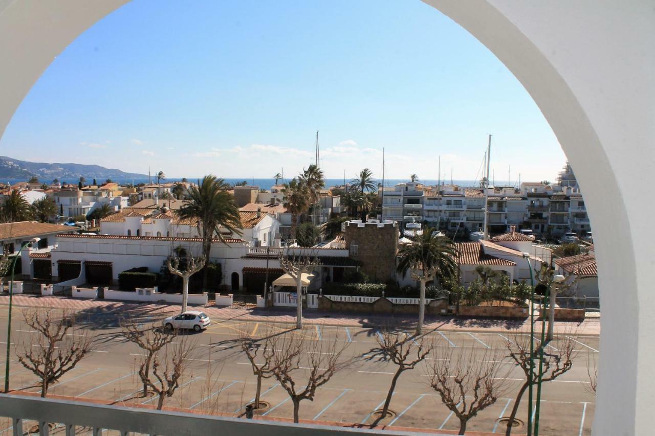 Absolute Apartment Empuriabrava Luaran gambar